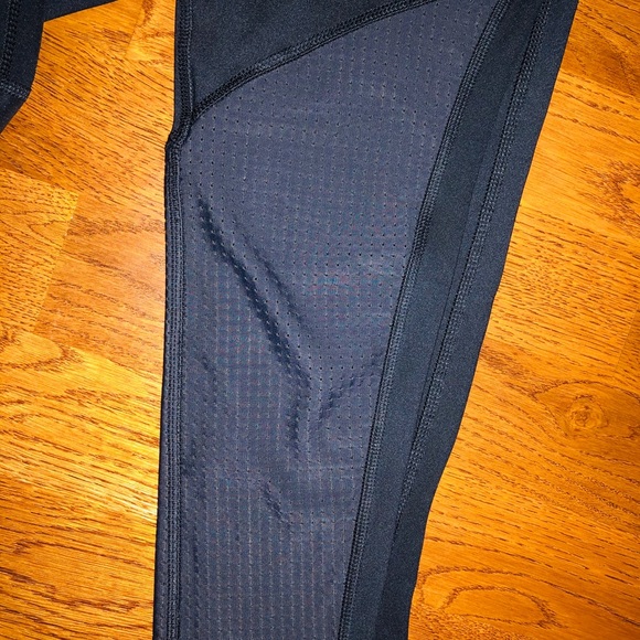 BNWOT- Adidas Believe This Legging - Picture 5 of 6